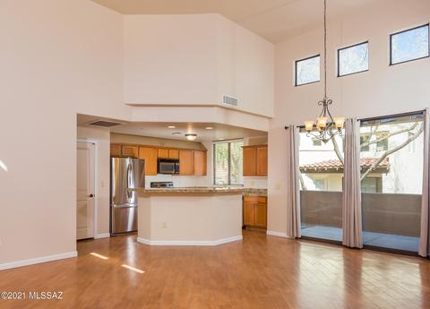 181 E Crown Ct, Vail, AZ 85641 photo 6