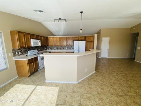 7800 S Danforth Ave, Tucson, AZ 85747 photo 3