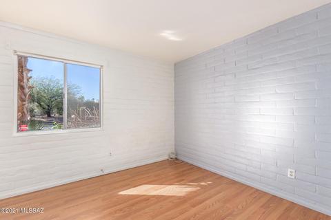 6645 E Victoria St, Tucson, AZ 85730 photo 13