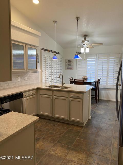 8249 N Equator Loop, Tucson, AZ 85741 photo 7