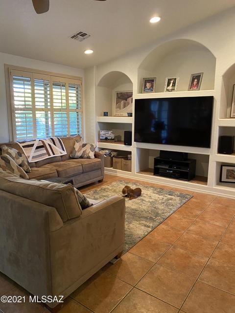 8249 N Equator Loop, Tucson, AZ 85741 photo 4