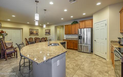 14087 E Calash St, Vail, AZ 85641 photo 7