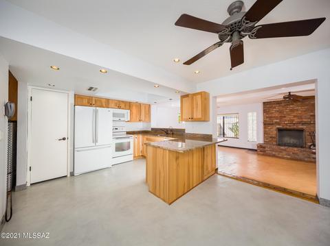 9665 E 3rd St, Tucson, AZ 85748 photo 9