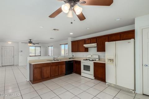5013 E Cream Cups Pl, Tucson, AZ 85756 photo 4