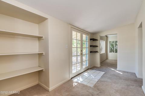 833 E Seneca St, Tucson, AZ 85719 photo 5
