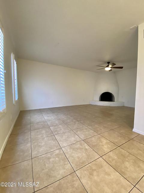 660 E River Rd #K, Tucson, AZ 85704 photo 3