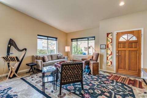 1530 E Tascal Loop, Oro Valley, AZ 85737 photo 4