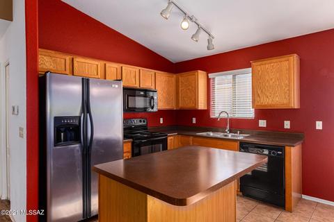7826 S Sentinal Stone Dr, Tucson, AZ 85756 photo 9