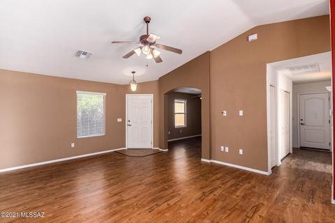 7826 S Sentinal Stone Dr, Tucson, AZ 85756 photo 5