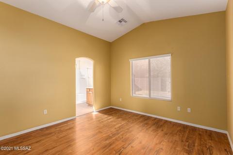 7826 S Sentinal Stone Dr, Tucson, AZ 85756 photo 13