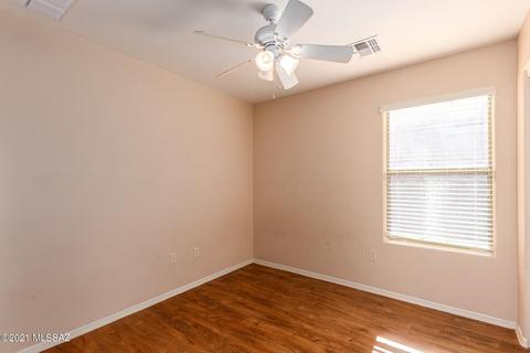 7826 S Sentinal Stone Dr, Tucson, AZ 85756 photo 15