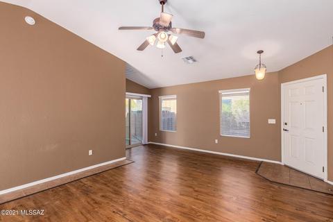 7826 S Sentinal Stone Dr, Tucson, AZ 85756 photo 6