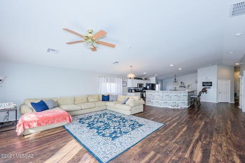 23 W Eric Dorman St, Vail, AZ 85641 photo 2