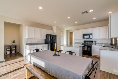 11956 E Ryscott Cir, Vail, AZ 85641 photo 4