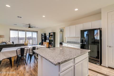 11956 E Ryscott Cir, Vail, AZ 85641 photo 10