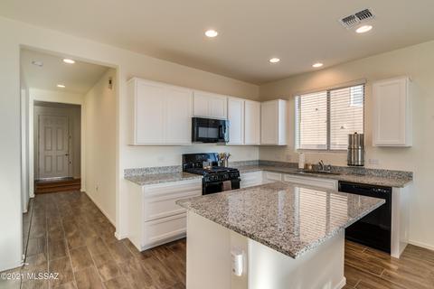 11956 E Ryscott Cir, Vail, AZ 85641 photo 5
