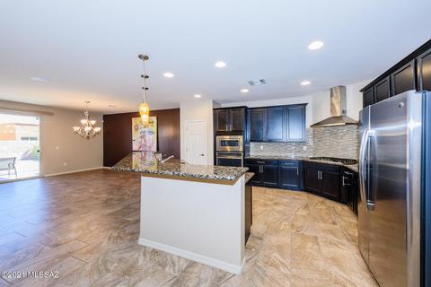8904 E Wright School Loop, Tucson, AZ 85715 photo 5