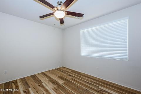 8904 E Wright School Loop, Tucson, AZ 85715 photo 18