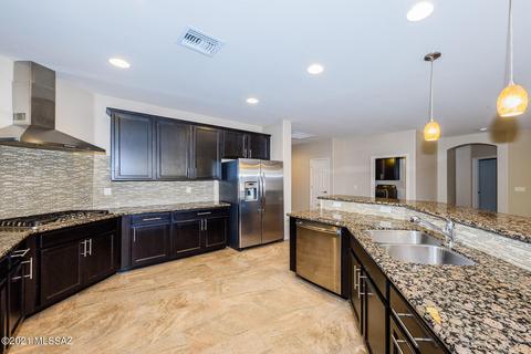 8904 E Wright School Loop, Tucson, AZ 85715 photo 8