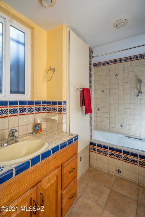 2323 E Mitchell St, Tucson, AZ 85719 photo 20