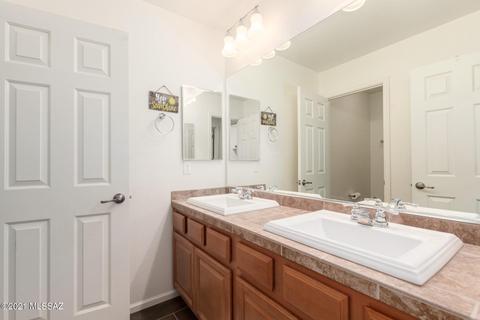 11448 E Desert Raptor Loop, Tucson, AZ 85747 photo 24