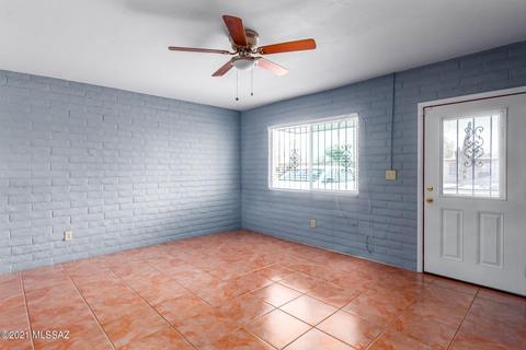 6601 E Hawk Dr, Tucson, AZ 85730 photo 4