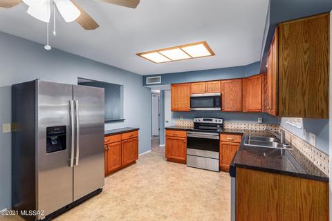 6601 E Hawk Dr, Tucson, AZ 85730 photo 8