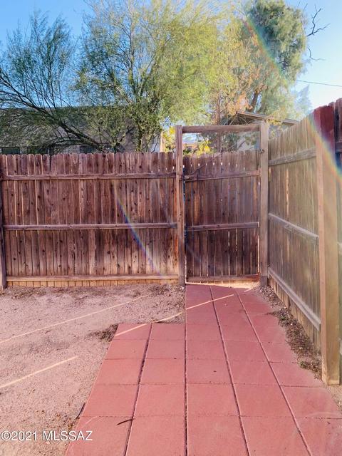 616 E 8th St, Tucson, AZ 85705 photo 3