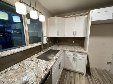 5507 E 4th St, Tucson, AZ 85711 photo 3