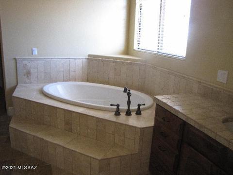 8541 S Triangle O Ranch Ln, Vail, AZ 85641 photo 11