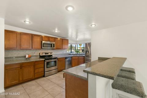 8236 E 3rd Pl, Tucson, AZ 85710 photo 10