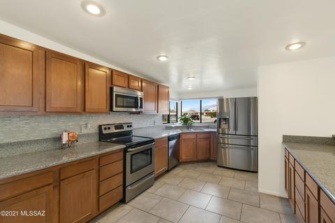 8236 E 3rd Pl, Tucson, AZ 85710 photo 11