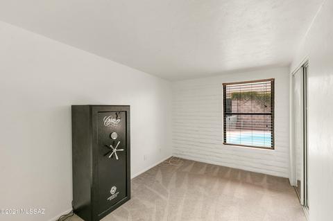 8236 E 3rd Pl, Tucson, AZ 85710 photo 13