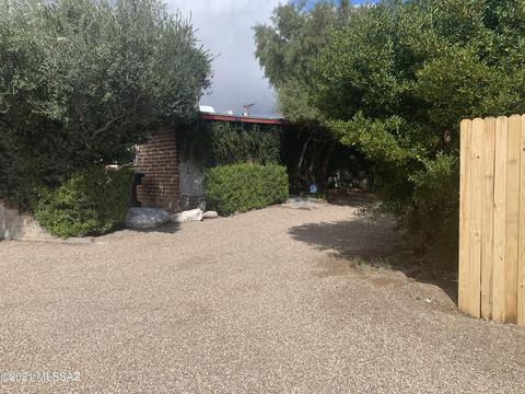 2231 E Grant Rd, Tucson, AZ 85719 photo 1