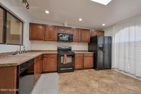 9272 E Patrick Dr, Tucson, AZ 85730 photo 3