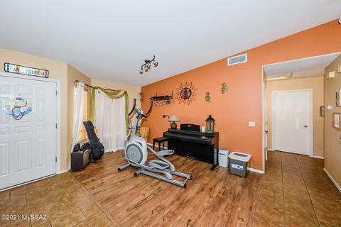 7961 S Depot Ct, Tucson, AZ 85747 photo 4