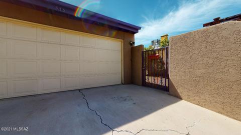 536 E Mabel St, Tucson, AZ 85705 photo 2