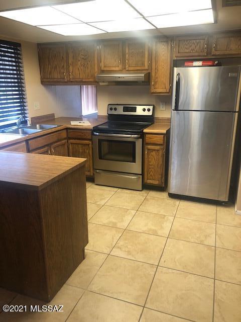 3191 W Circulo Bello, Tucson, AZ 85746 photo 12