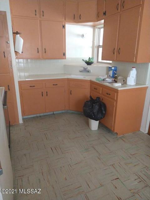 2021 E 10th St, Tucson, AZ 85719 photo 8