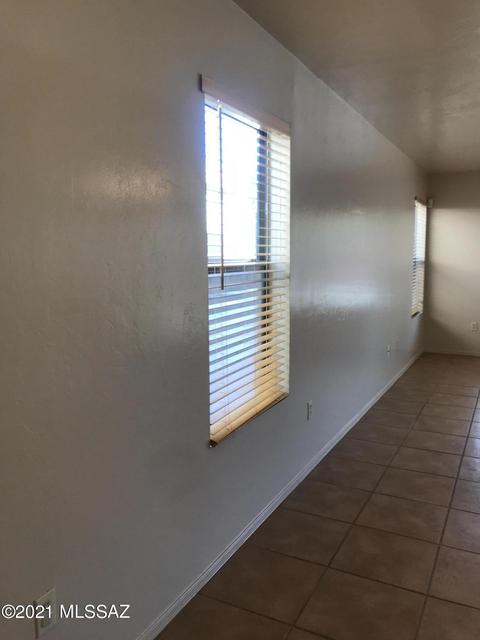 4104 E Cameo Point Dr, Tucson, AZ 85756 photo 6