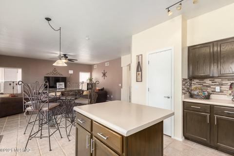 8985 E Rainsage St, Tucson, AZ 85747 photo 14