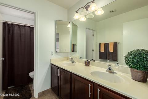 8985 E Rainsage St, Tucson, AZ 85747 photo 34