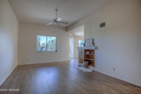 301 E Shadow Bluff Pl, Tucson, AZ 85704 photo 8