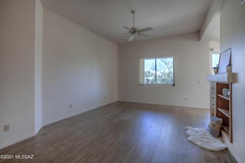 301 E Shadow Bluff Pl, Tucson, AZ 85704 photo 9