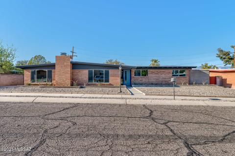 8901 E Mcclellan St, Tucson, AZ 85710 photo 3