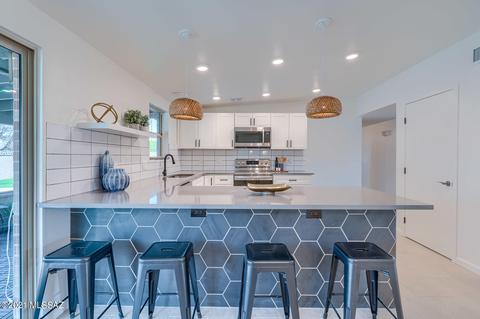 8901 E Mcclellan St, Tucson, AZ 85710 photo 13