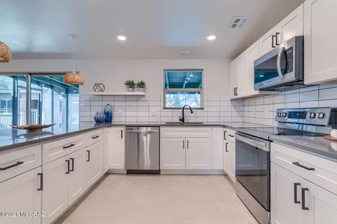 8901 E Mcclellan St, Tucson, AZ 85710 photo 11