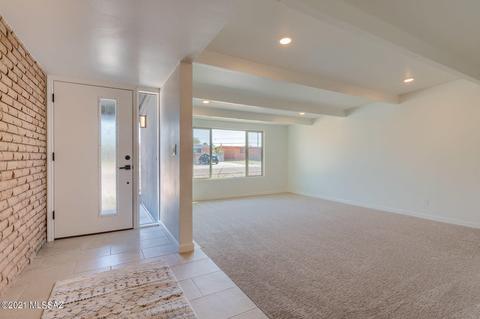 8901 E Mcclellan St, Tucson, AZ 85710 photo 7