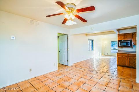 6441 Eli Dr, Tucson, AZ 85710 photo 10