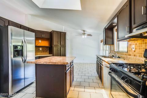 7229 S Rincon Ridge Dr, Tucson, AZ 85756 photo 13